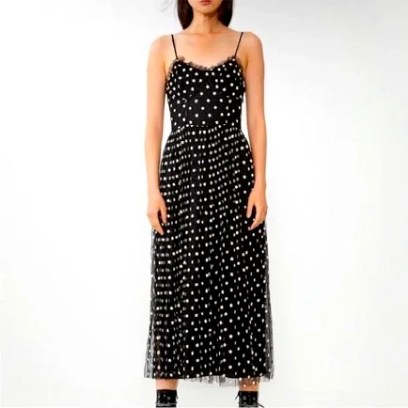 knee length dresses for ladies Floral Embroidered Dress M / Green main image 0